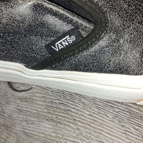 Vans distressed black leather slip on shoes  Sz 7.5 Men   Sz 9 Ladies - Picture 7 of 14